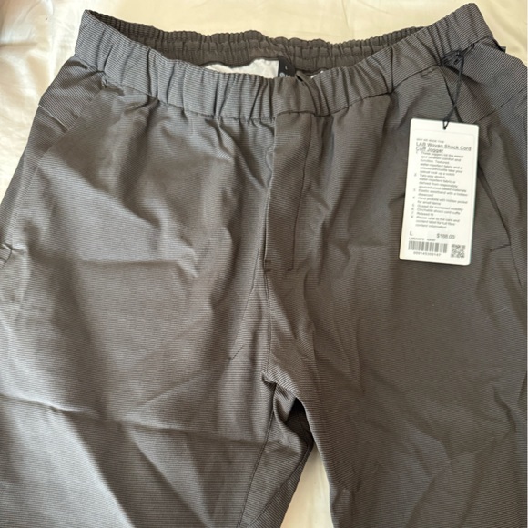 Men’s Lululemon joggers. Brand new size large. Great comfortable fit.